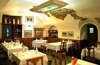 Moderno Hotel