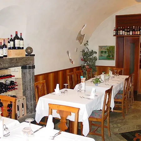Hotel Moderno 3*