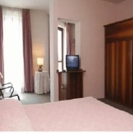 Hotel Moderno Lovere