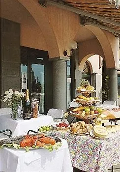 Moderno Hotel Lovere